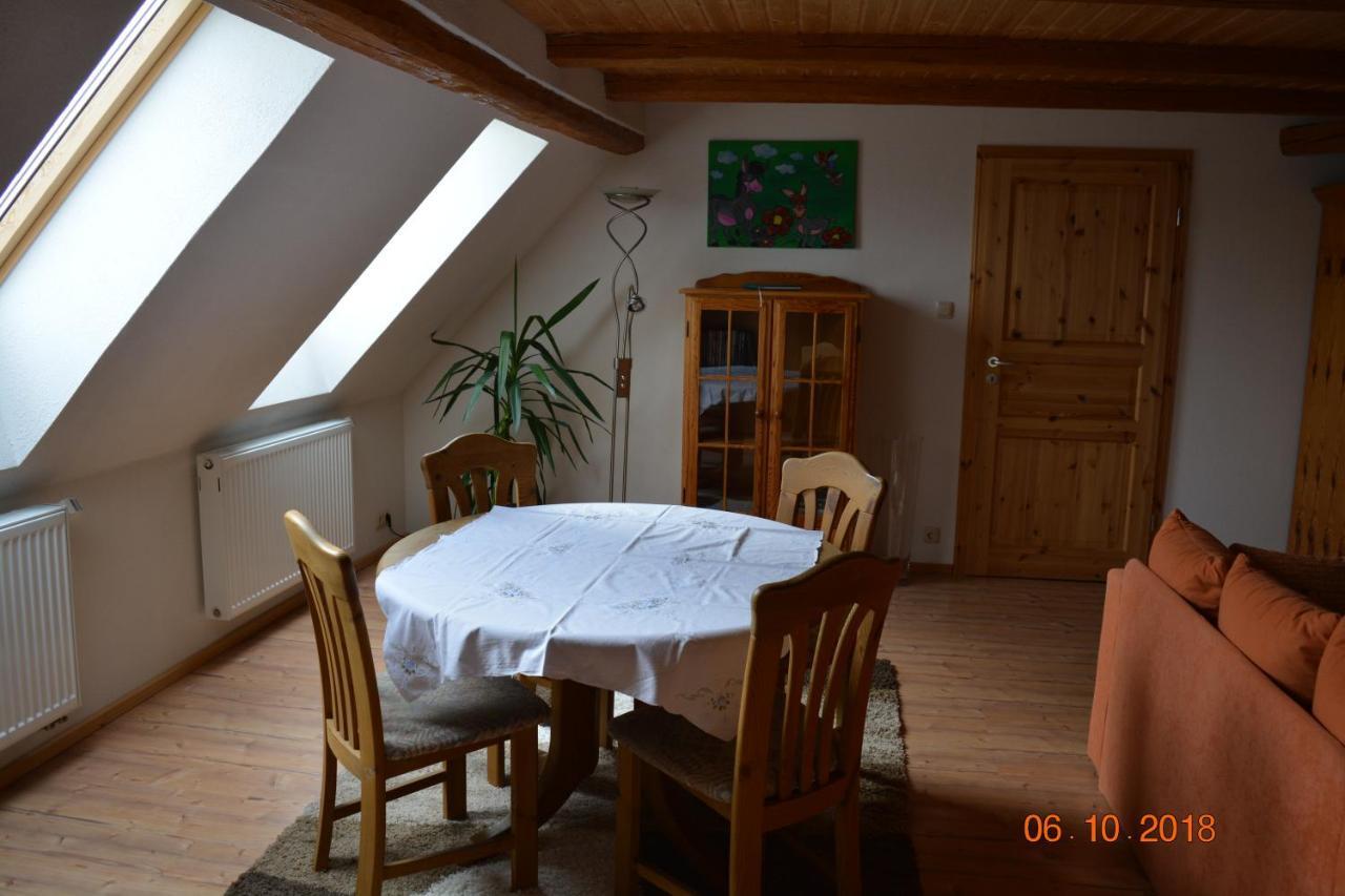 Ferienwohnung Mit Charme Und Blick Auf دينكلسبهل المظهر الخارجي الصورة